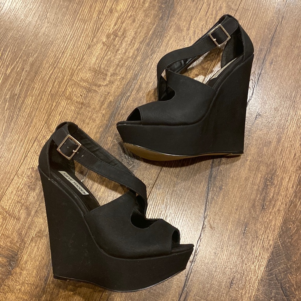 Steve Madden Women’s Black Suede Wedge Heels, Sz 9.5